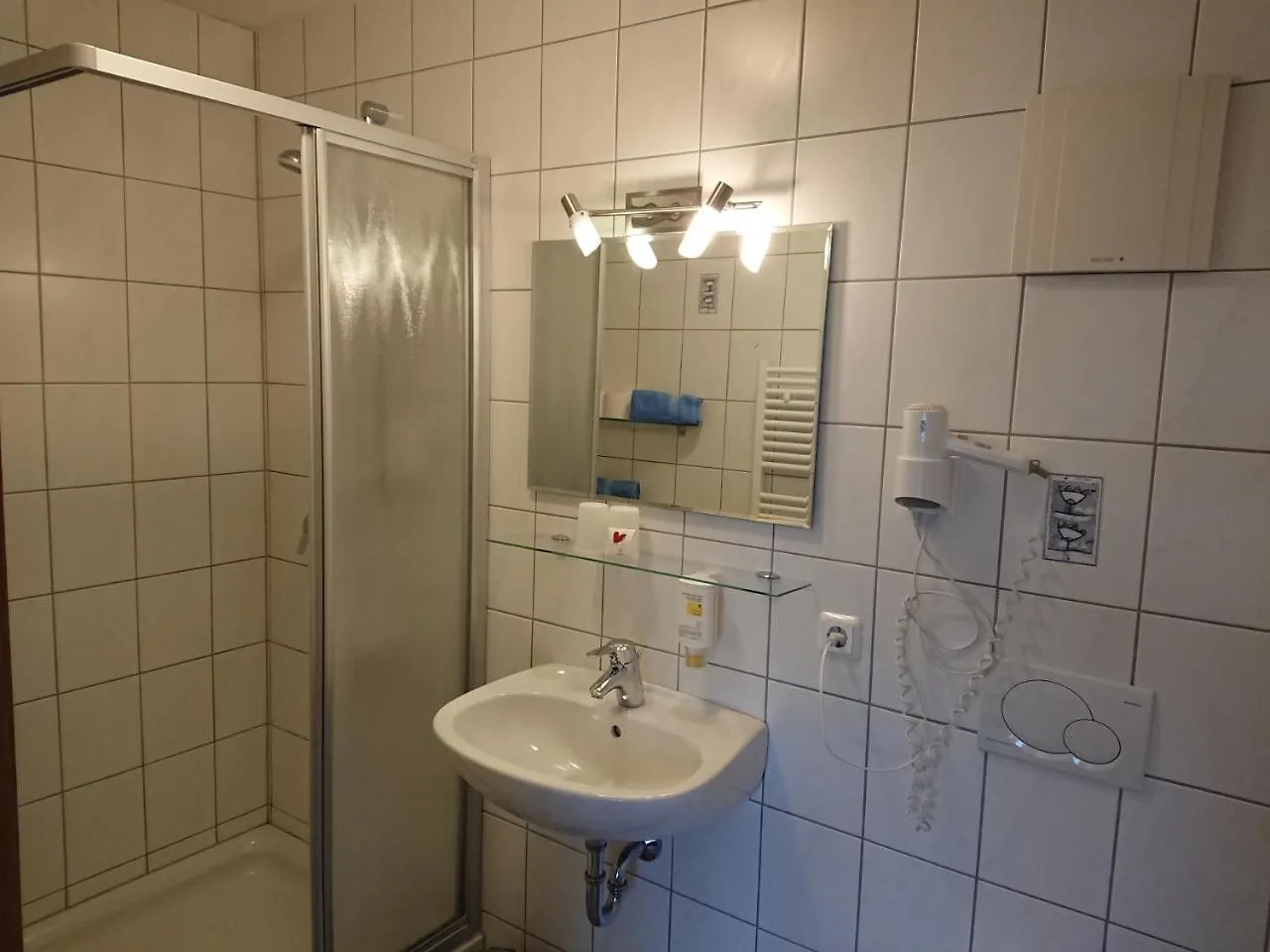 Pension Weingut Schwab Thüngersheim 3*,