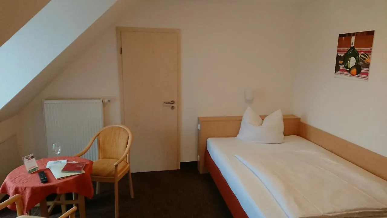 *** Vendégház Pension Weingut Schwab Thüngersheim Németország